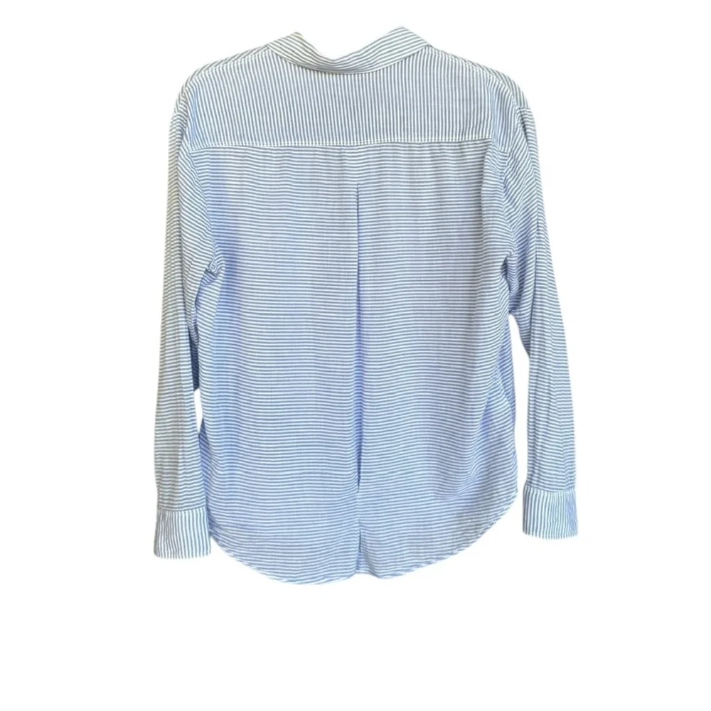 Elizabeth and James shirt - Picture 2 of 7